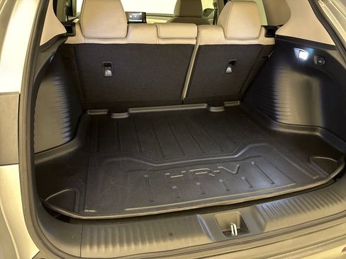 Certified 2024 Honda HR-V LX image 12