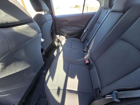 Used 2022 Toyota Corolla LE image 10