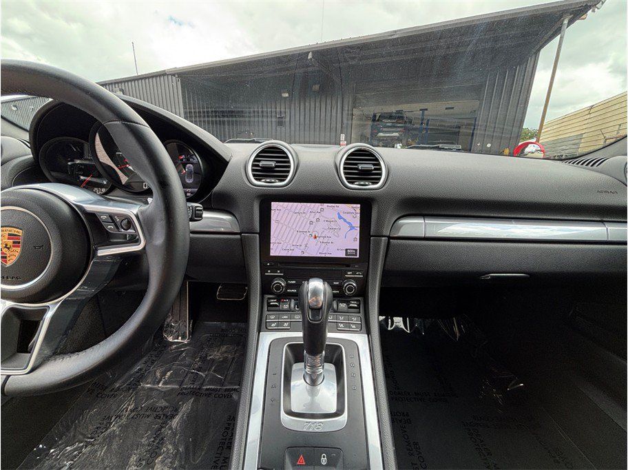 Used 2017 Porsche 718 Boxster S RWD image 11