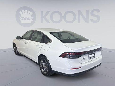 Used 2024 Honda Accord EX image 4