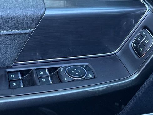 Used 2023 Ford F150 Lariat w/ Equipment Group 502A High image 12