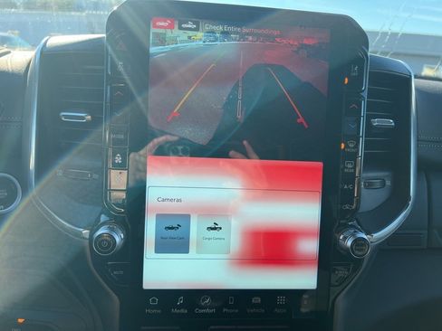 New 2026 RAM 2500 Laramie image 32