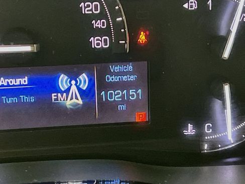 Used 2017 Cadillac XT5 Luxury w/ Driver Awareness Package FWD image 15