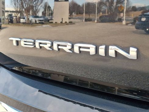 Certified 2022 GMC Terrain Denali w/ Denali Premium Package image 24