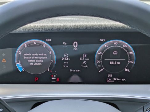 New 2026 Volkswagen Tiguan SE R-Line AWD/4WD image 27