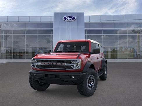 New 2026 Ford Bronco Outer Banks w/ Sasquatch Package AWD/4WD image 2
