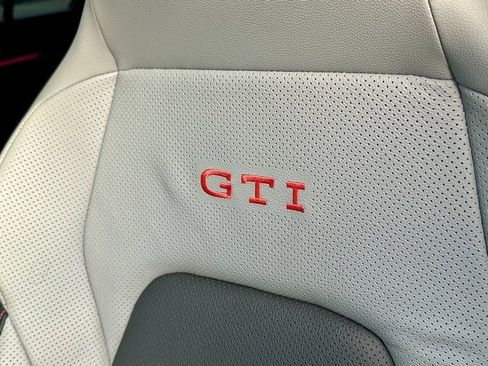 Used 2025 Volkswagen GTI Autobahn image 15