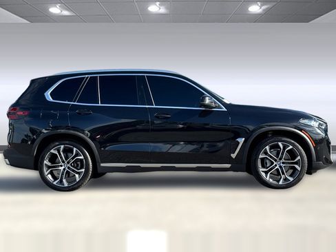 Used 2025 BMW X5 sDrive40i RWD image 8