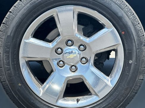 Used 2017 Chevrolet Silverado 1500 LT w/ High Desert Package AWD/4WD image 11