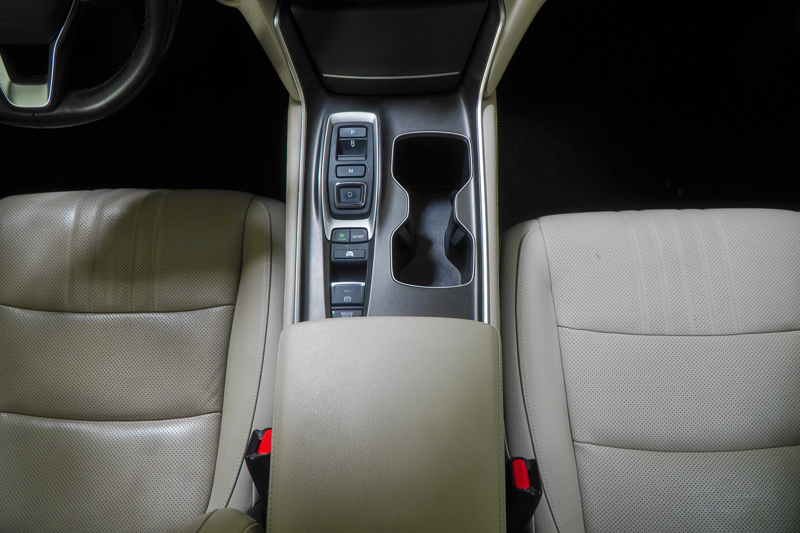 Used 2019 Honda Accord Touring image 34