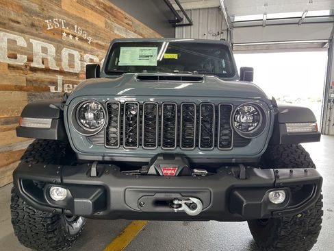 New 2026 Jeep Wrangler Unlimited Rubicon 392 w/ Quick Order Package 27X Moab AWD/4WD image 8