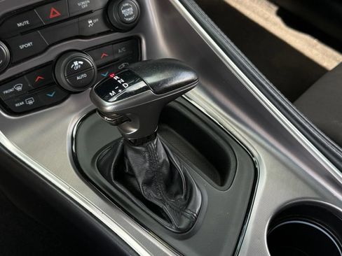 Used 2021 Dodge Challenger SXT RWD image 17