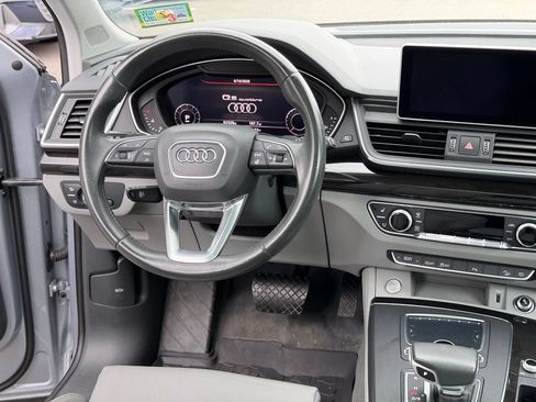 Used 2020 Audi Q5 Premium w/ Premium Plus Package AWD/4WD image 25