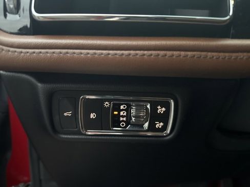 Used 2020 Lincoln Aviator Reserve w/ Equipment Group 202A image 13