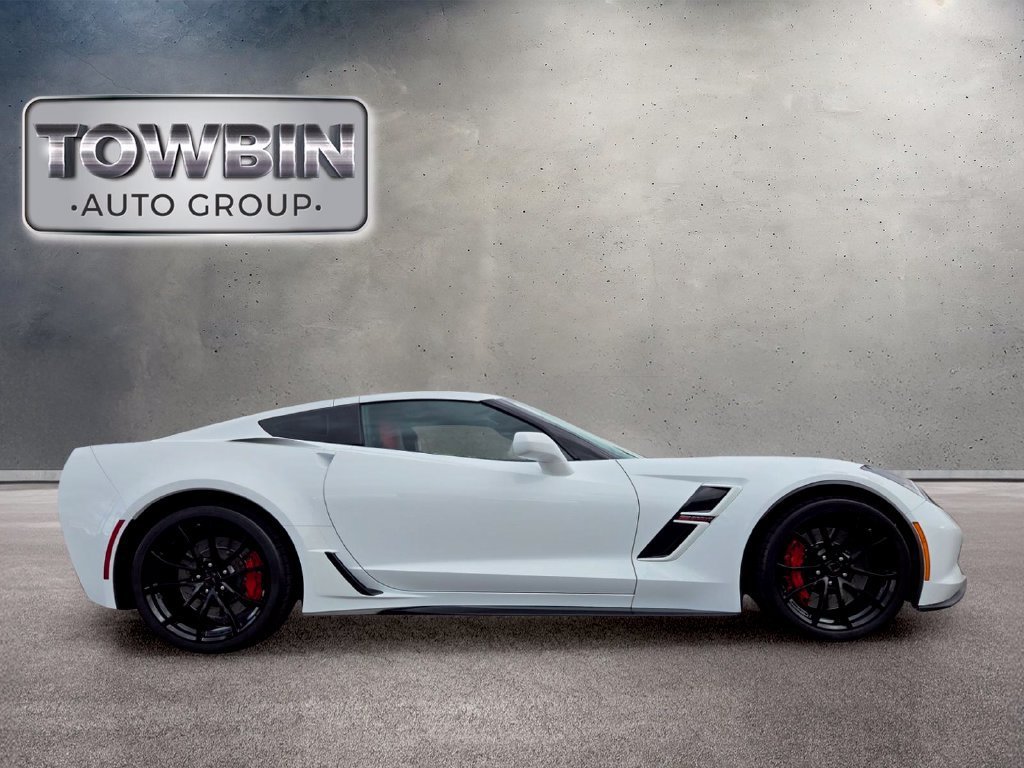 Used 2019 Chevrolet Corvette Grand Sport RWD image 3