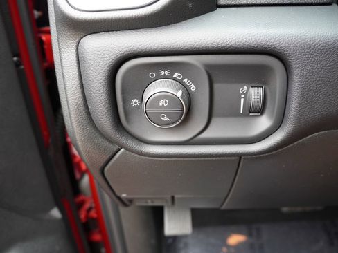 Certified 2026 RAM 2500 Big Horn AWD/4WD image 24