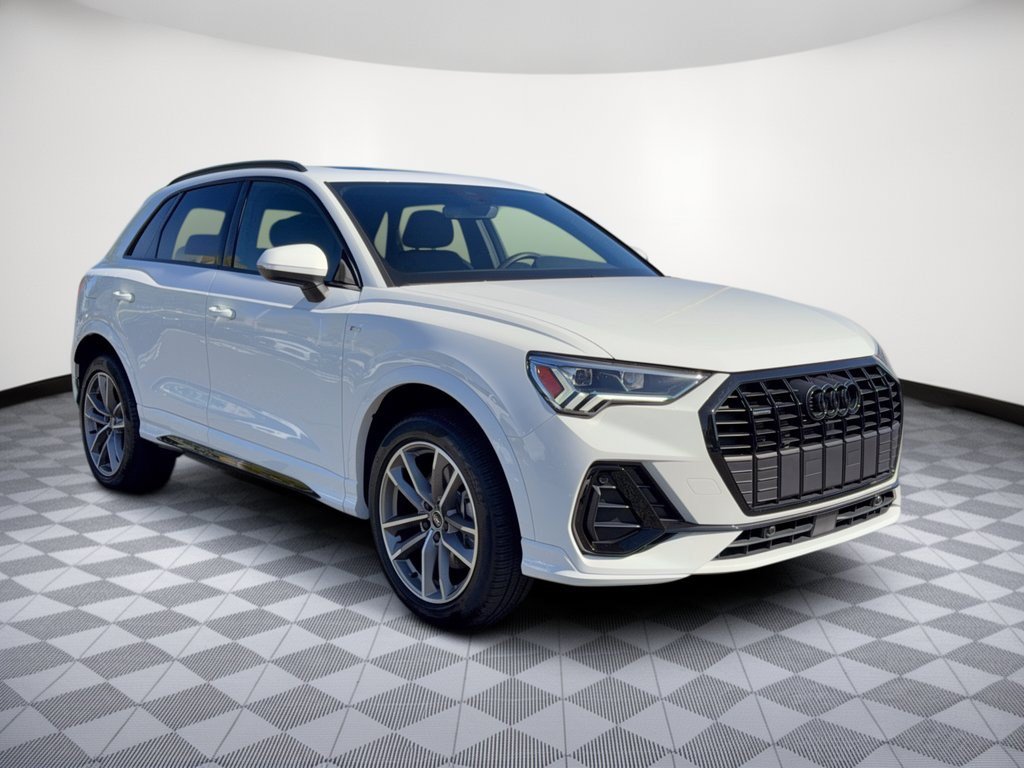Certified 2025 Audi Q3 2.0T Premium w/ Convenience Package AWD/4WD image 7