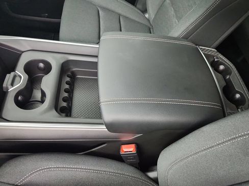 New 2026 RAM 1500 Express AWD/4WD image 27