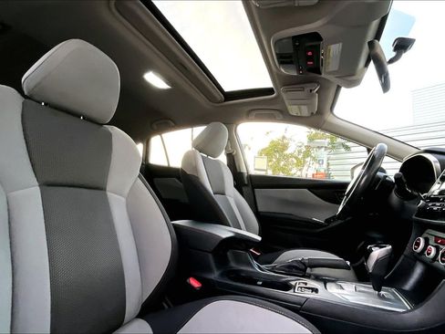 Used 2021 Subaru Crosstrek 2.0i Premium w/ Moonroof Package image 22