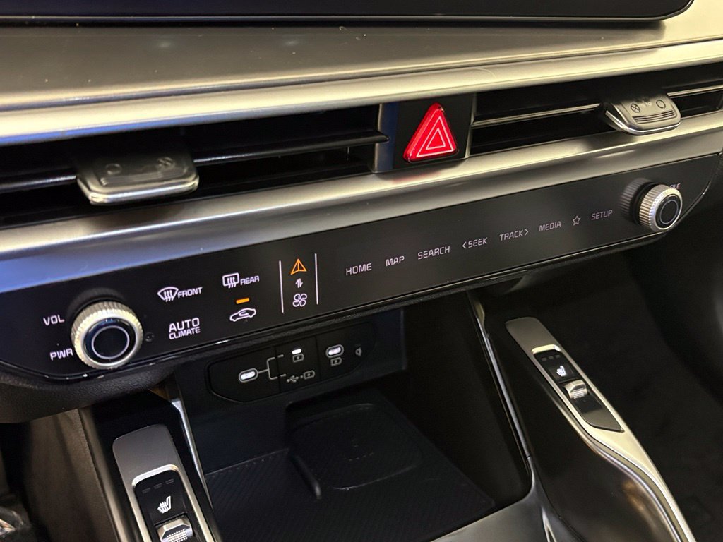 Used 2025 Kia Sorento S w/ Panoramic Sunroof Package FWD image 28