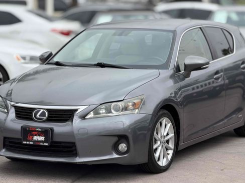 Used 2012 Lexus CT 200h FWD image 3