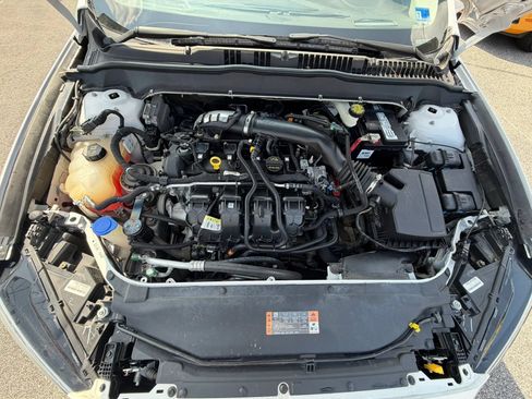Used 2018 Ford Fusion Platinum FWD image 38