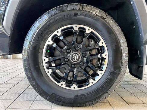 Used 2026 Toyota Tundra SR5 AWD/4WD image 30