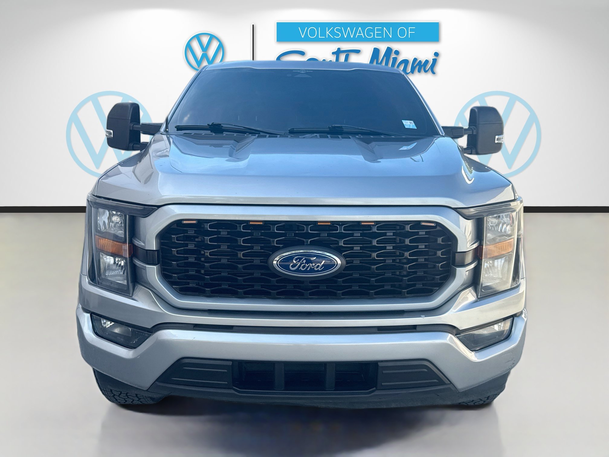 Used 2023 Ford F150 XL RWD image 2