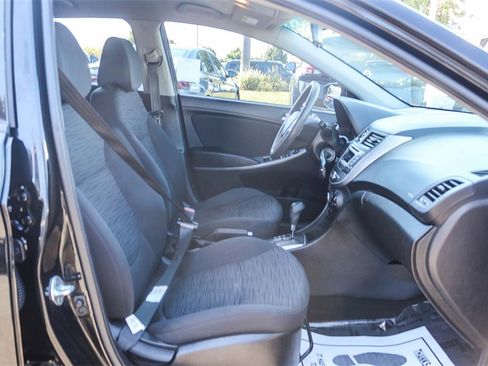 Used 2016 Hyundai Accent SE image 16