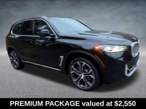 Used 2024 BMW X5 xDrive40i w/ Premium Package AWD/4WD image 2