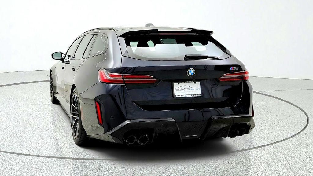 Used 2025 BMW M5 Touring w/ M Driver's Package AWD/4WD image 6