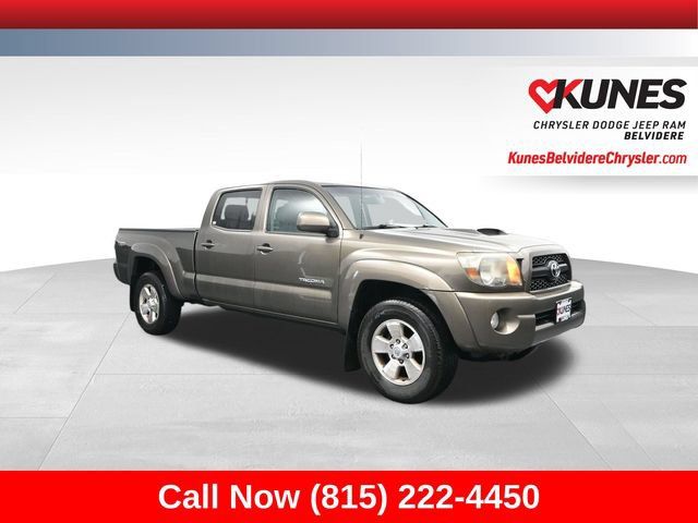 Used 2011 Toyota Tacoma 4x4 Double Cab w/ TRD Sport Pkg w/JBL Audio image 1