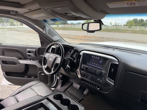 Used 2017 Chevrolet Silverado 2500 LTZ w/ Duramax Plus Package AWD/4WD image 27