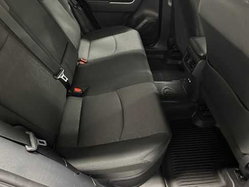 Used 2025 Toyota RAV4 XLE AWD/4WD image 52