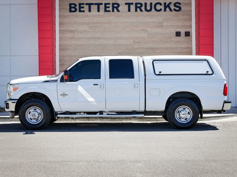 Used 2015 Ford F250 Lariat w/ Lariat Interior Package AWD/4WD image 7