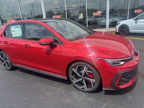 New 2025 Volkswagen GTI SE image 39