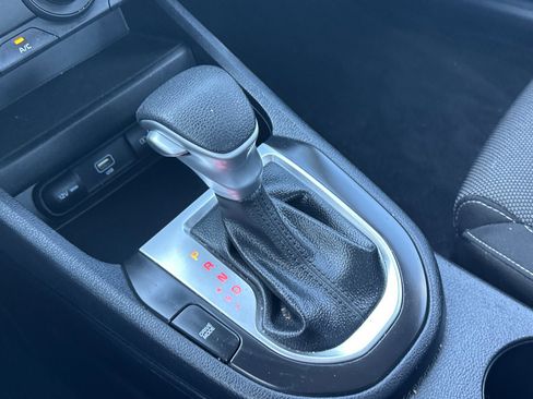 Used 2024 Kia Forte LXS image 20