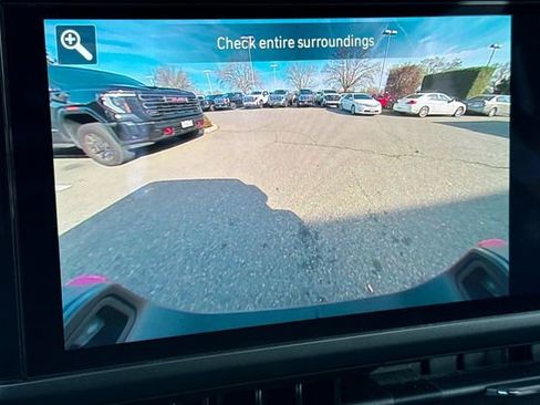 Used 2025 Jeep Gladiator Rubicon w/ Convenience Group image 27