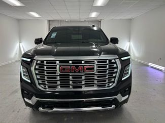 Used 2025 GMC Yukon Denali w/ Sun & Power Step Package video 2