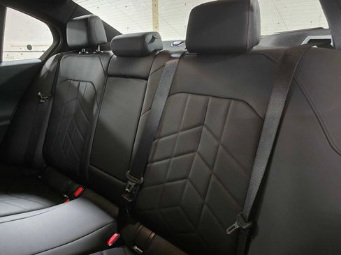 Used 2024 BMW i5 eDrive40i w/ Premium Package image 18