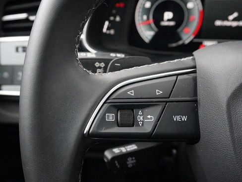 Used 2023 Audi Q8 Premium AWD/4WD image 42