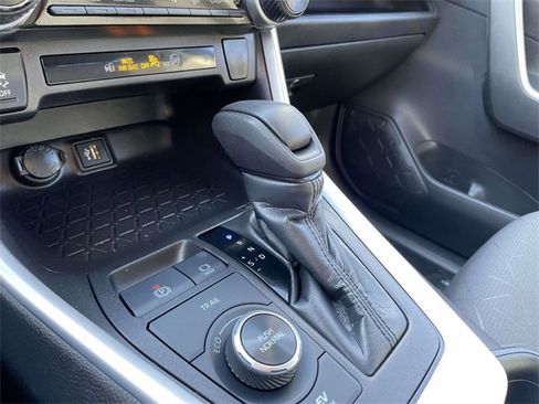 Used 2024 Toyota RAV4 XLE image 29