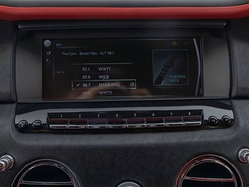 Used 2023 Rolls-Royce Cullinan Base image 43