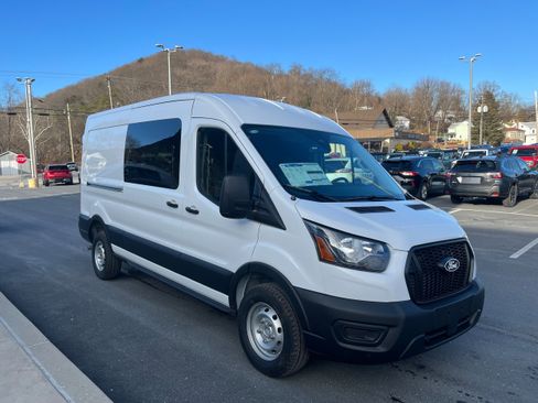 New 2026 Ford Transit 250 148 Medium Roof image 3
