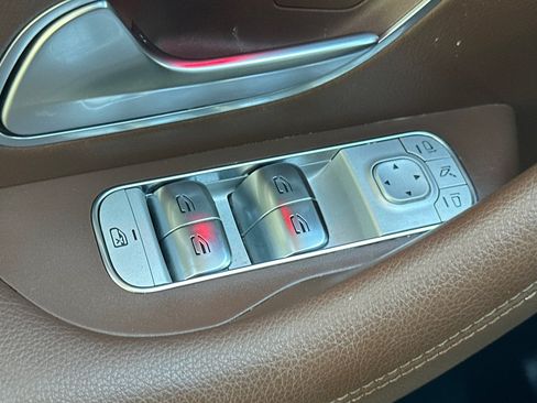 Certified 2024 Mercedes-Benz GLS 450 4MATIC image 13