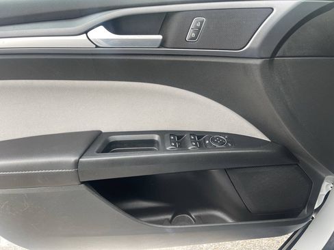 Used 2014 Ford Fusion S FWD image 14