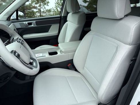 New 2026 Hyundai Santa Fe SE image 25