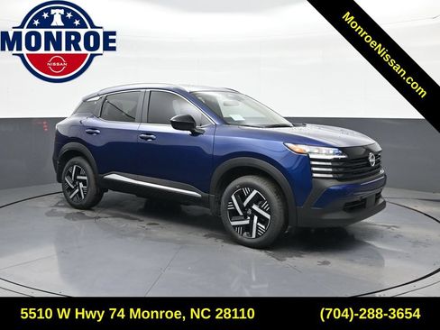 Used 2026 Nissan Kicks SV FWD image 1