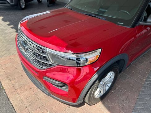 Used 2020 Ford Explorer XLT AWD/4WD image 32
