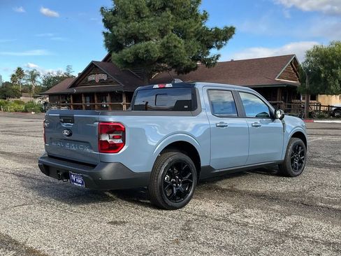 New 2025 Ford Maverick Lariat w/ Black Appearance Package image 6